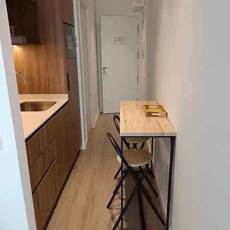 Yard Patraix By Concept Flats Konukevi