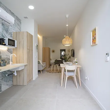 Ppa22 Loft - Acogedor Loft Cercano Al Metro Zona Ayora Daire