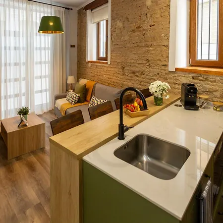 شقة Modern 1 Bedroom In Historic Center • Ground F