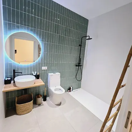 Cozy Retreat In Heart Of Perfect For Couples N Families Valencia