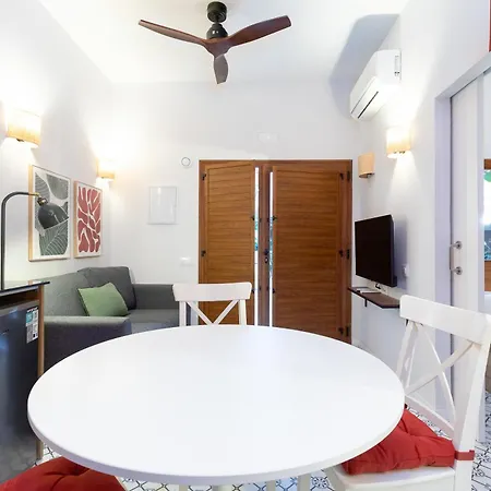 The Little Village * Walencja