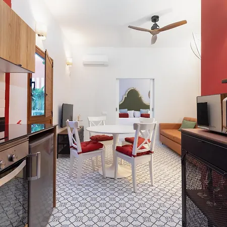 The Little Village Apartament *