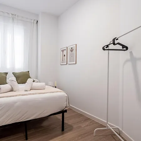 Flats Lugre 4 バレンシア