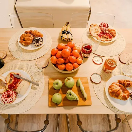 Cabanal House - 10 Min To Ocean , Fastwifi , Smarttv, Ac 公寓 瓦伦西亚