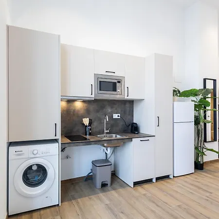 Les Arts Plaza By Concept Flats Apartman