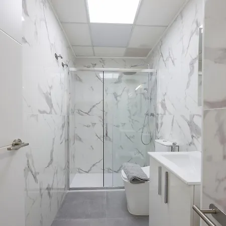 Grupo Torres De Quart Apartment *