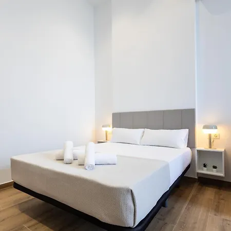 Les Arts Plaza By Concept Flats Apartman