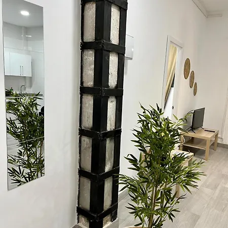 Apartamento Luminoso Familiar Y Patio Privado