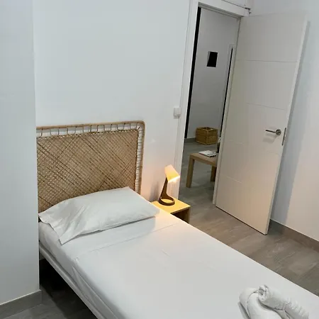 Luminoso Apartamento Familiar Y Patio Privado Valencia