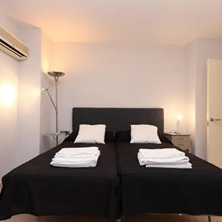 Plaza Reina Apartman Valencia