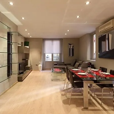 Apartment Flatsforyou Plaza Reina *