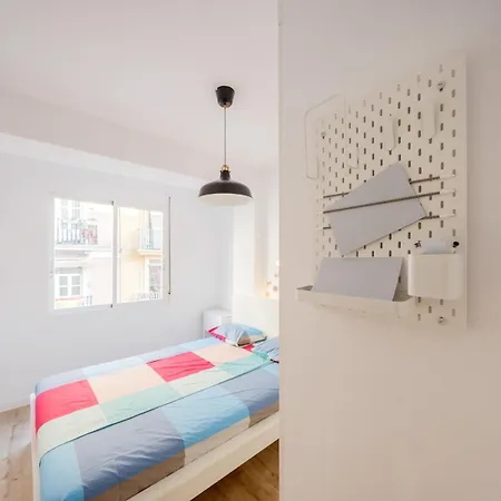 Design And Stylish Market *