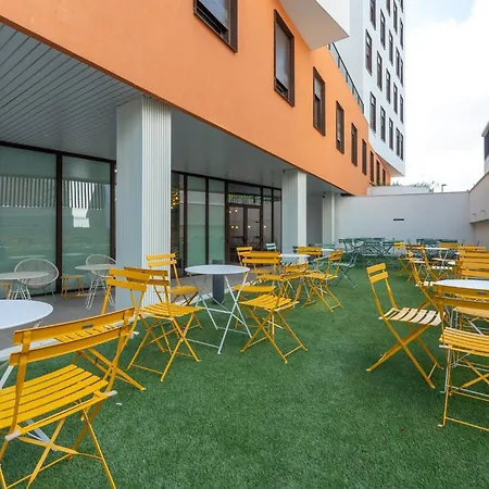 Apartahotel Nido Malvarrosa 3*