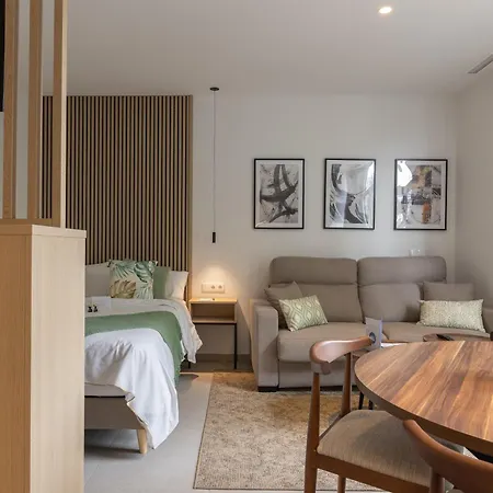 Dorm4you Arena Apartahotel