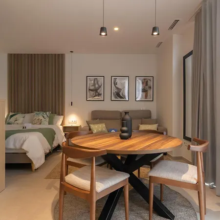 Apartahotel Dorm4you Arena 3*