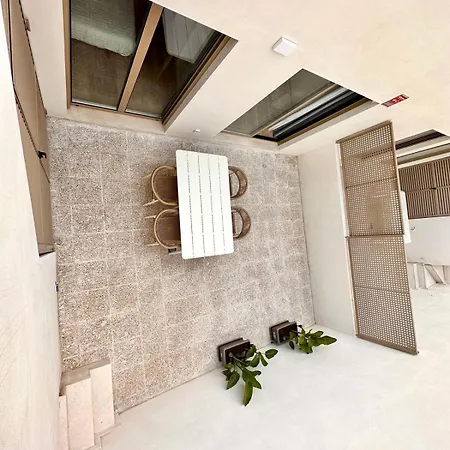 Filologo Sanelo Luxury