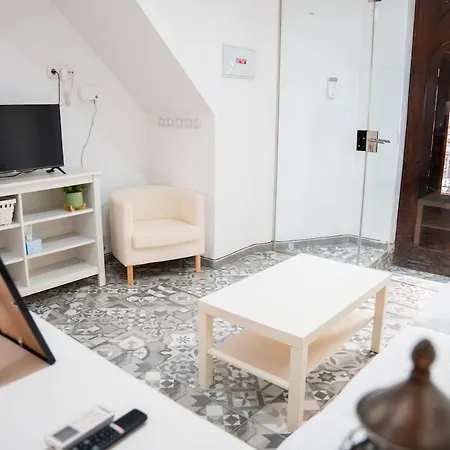 A 7 Minutos De La Playa Y Cerca De La Estacion De Autobus Валенсия