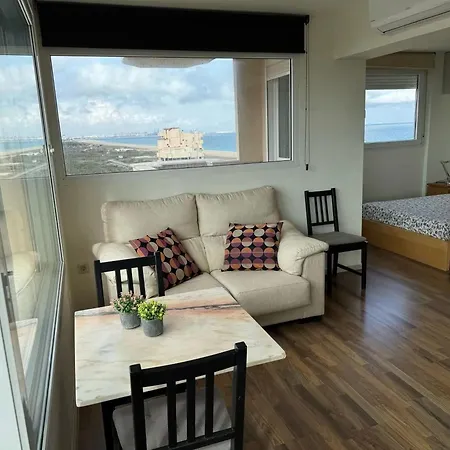 Spacious In With Sea View - 160 Sqm Valenza