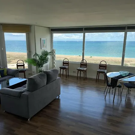 Apartment Spacious In With Sea View - 160 Sqm