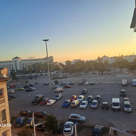 En El Cabanyal Enfrente De La Marina Real Lejlighed Valencia
