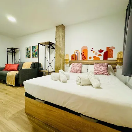 Ori A Cool & Wide Next To Historic Center Apartment *