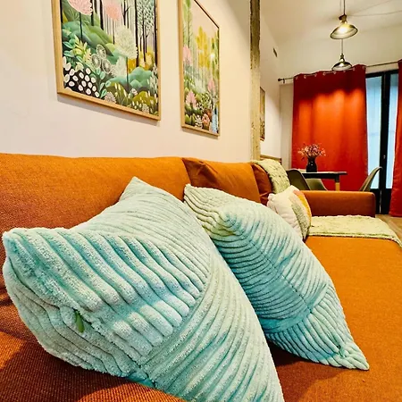Appartement Ori A Cool & Wide Next To Historic Center