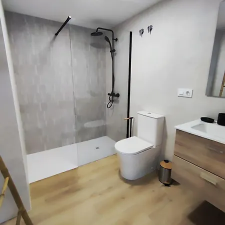 Río Turia Jirafa Apartamento