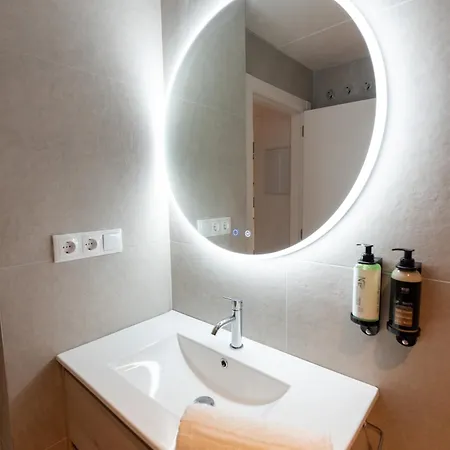 Dorm4you Arena Апарт-отель Валенсия
