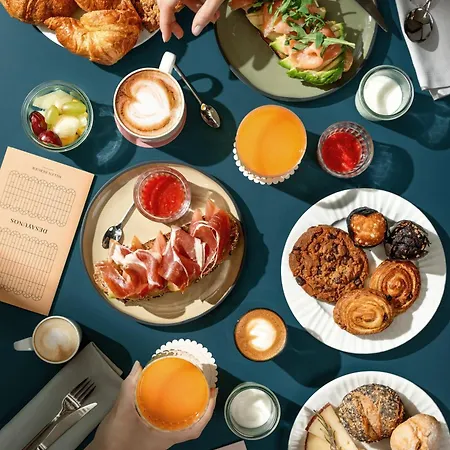 Mate Collection Helen Berger فندق فالنسيا