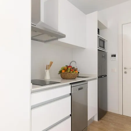 Dorm4you Arena Aparthotel 3*