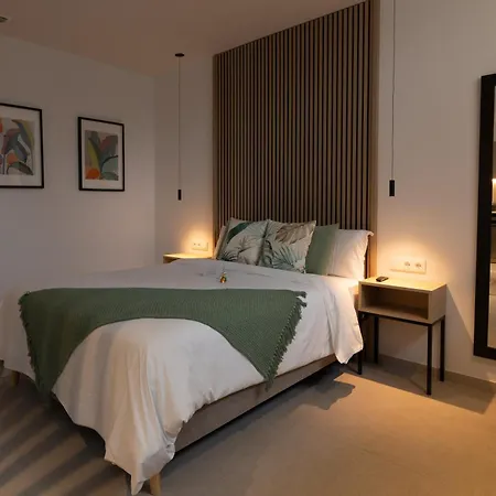 Dorm4you Arena Aparthotel