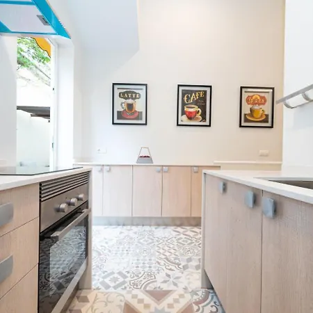 Clero Flat Suite By Invalencia Valencia