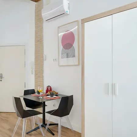 Daire Ruzafa Modern Lofts *