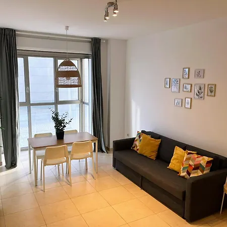 Beachfront Living Patacona
