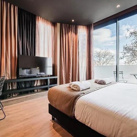 Arena Select Hotel
