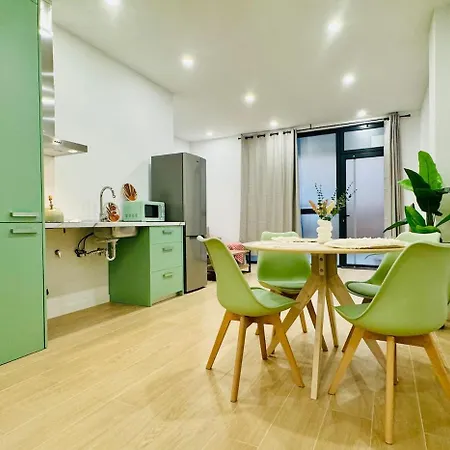 Apartmán Flat A - Wide & Cool Flat Next To Historic Center *