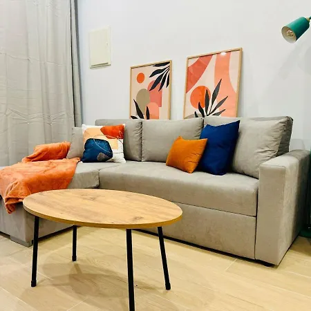 Flat B - Wide & Beautifull Flat Near Historic Center Apartment *