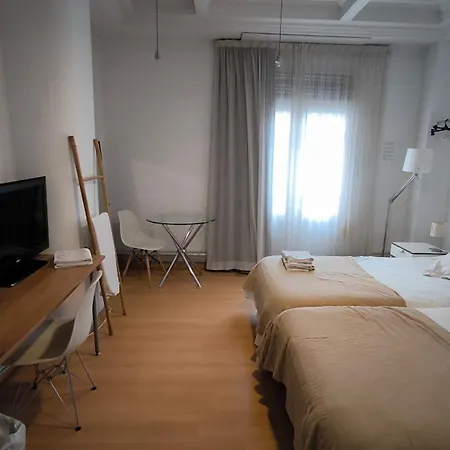 Nocleg ze śniadaniem 7 Moons 2*