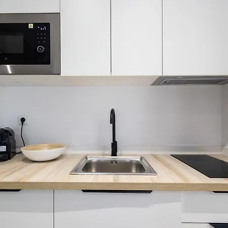 Lola By Concept Flats Hotel apartamentowy