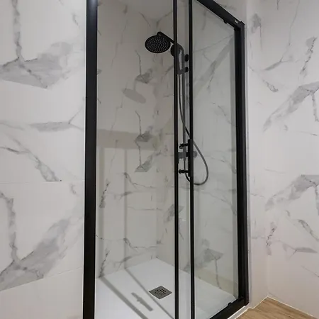 Lola By Concept Flats 4*