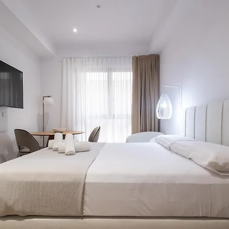 Lola By Concept Flats