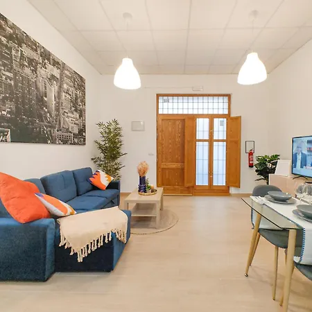 Loft Con Terraza Junto A Torres De Quart Lägenhet *