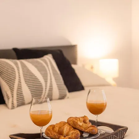 Lägenhet Loft Con Terraza Junto A Torres De Quart *