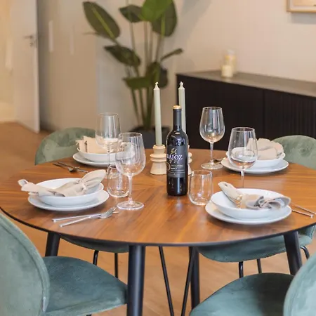 Apartment Explore Luxury Meets Comfort Valencia