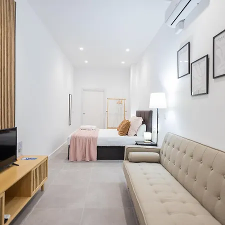 Florit Flats - The Monteolivete * Valencia