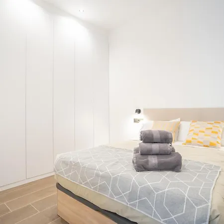 Flats-moderno, Junto Al Roig Arena Apartamento *