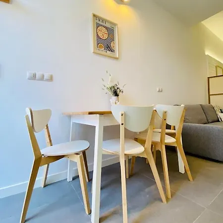 Lindo Cabanyal - Comfort Family Beachside Apartment *