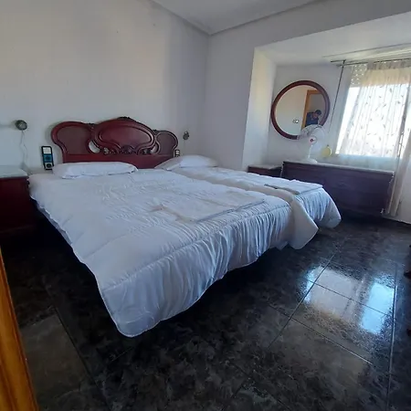 Reina House Apartment