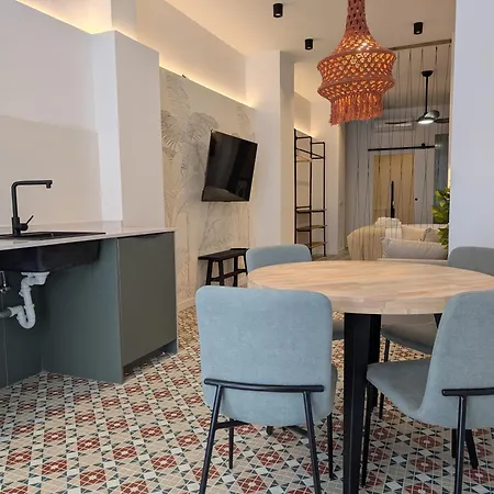 De Diseno Junto A La Ciudad De Ciencias I *