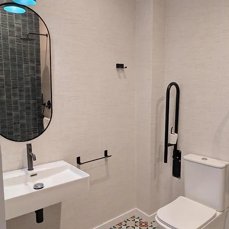 De Diseno Junto A La Ciudad De Ciencias I * Valencia